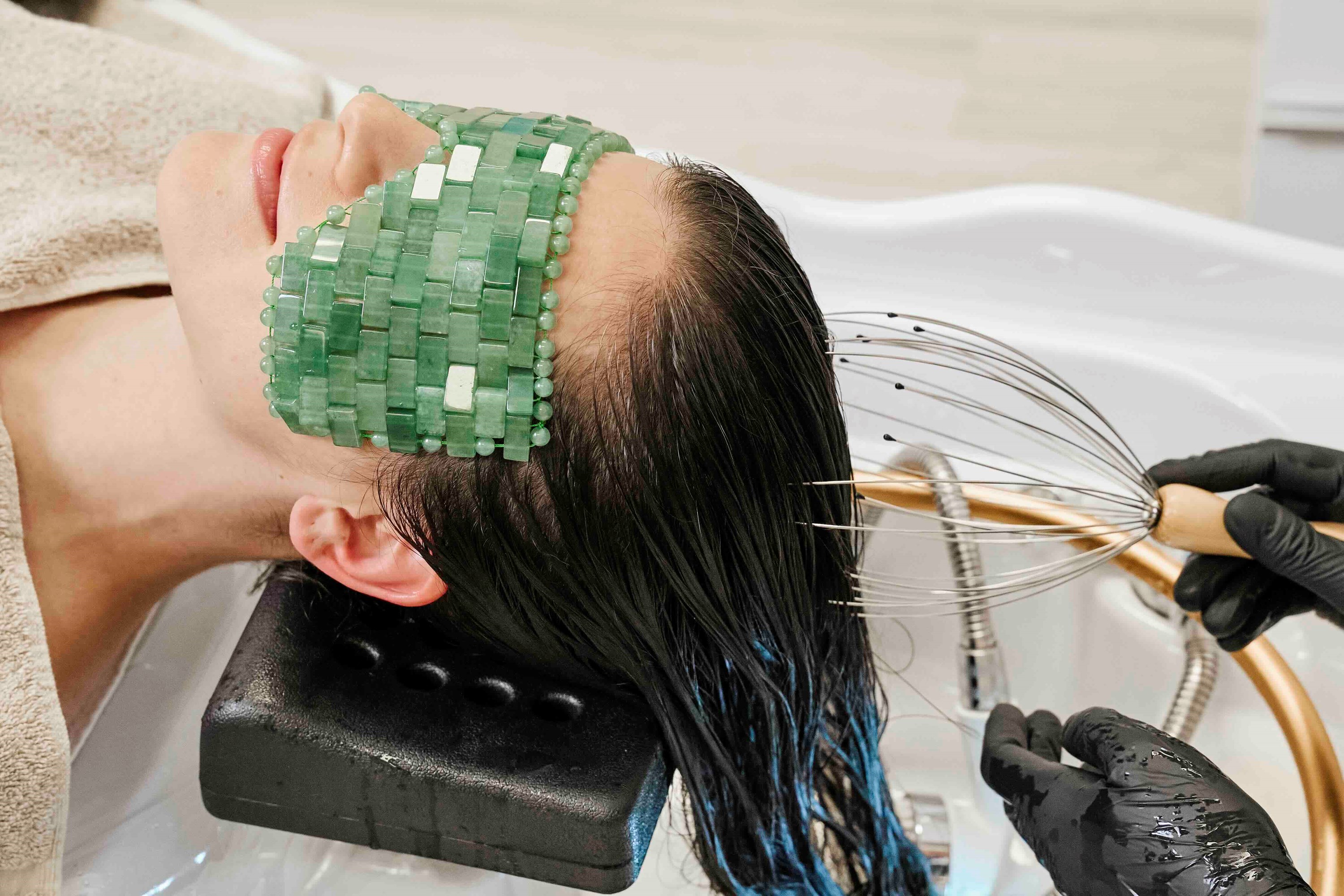 Head Spa München TCM Massage Behandlung bei FACE & BODY Urban Spa