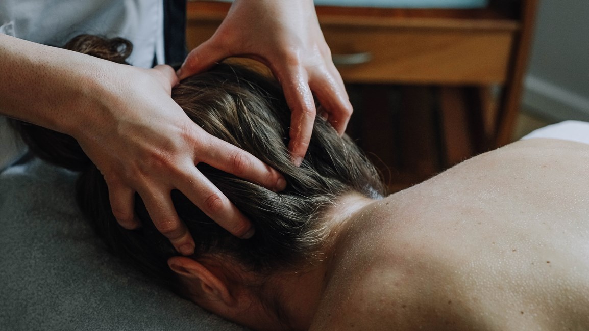 Back to the Roots – Head Spa TCM Massage